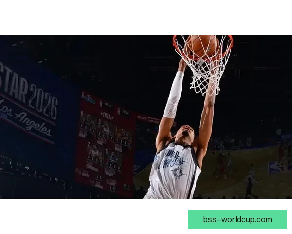 巴恩斯三分绝杀星辰险胜世界队