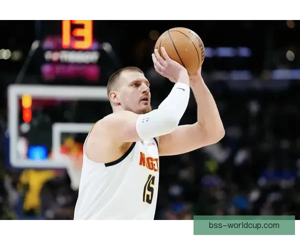 杨瀚森回应罚球争议敬约基奇